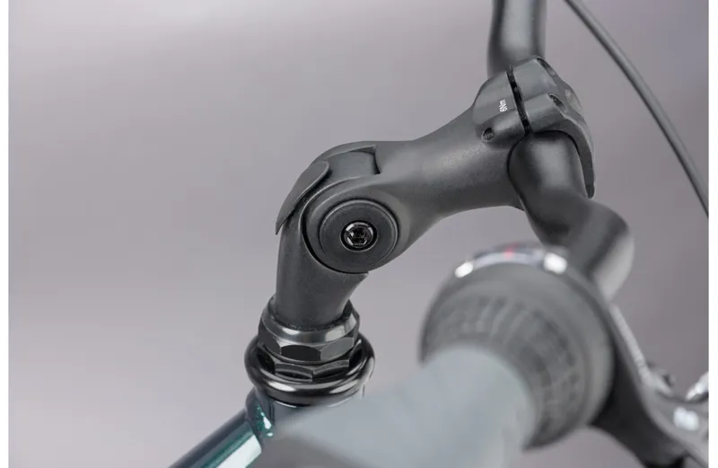 2021 Ridgeback Avenida 6 Hybrid Bike in Green-3