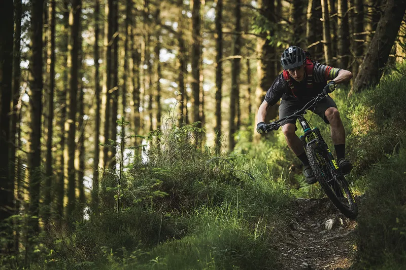 2017 Saracen Kili Flyer Elite Carbon Full Suspension Mountain Bike-4